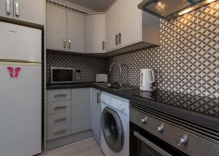 Mare 6 - Two Bed Apartment Costa Adeje (Tenerife)