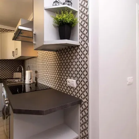 Mare 6 - Two Bed Lejlighed *