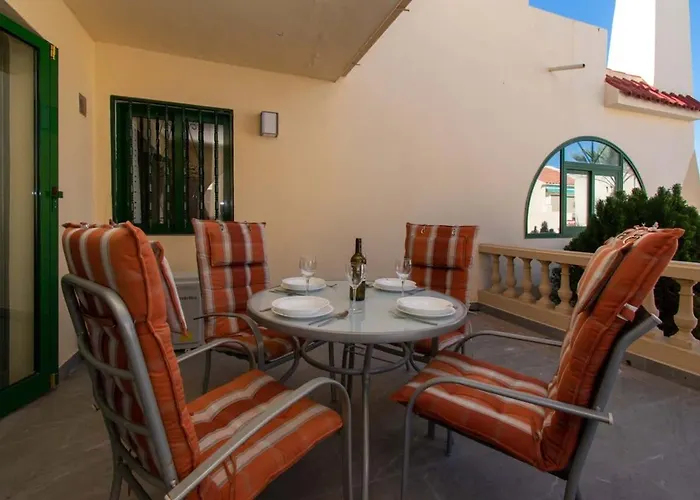 Mare 6 - Two Bed Costa Adeje (Tenerife)